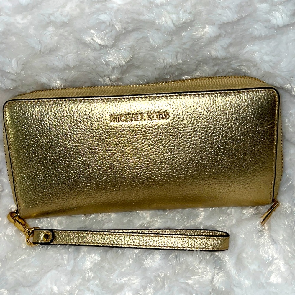 Michael Kors Gold Wallet